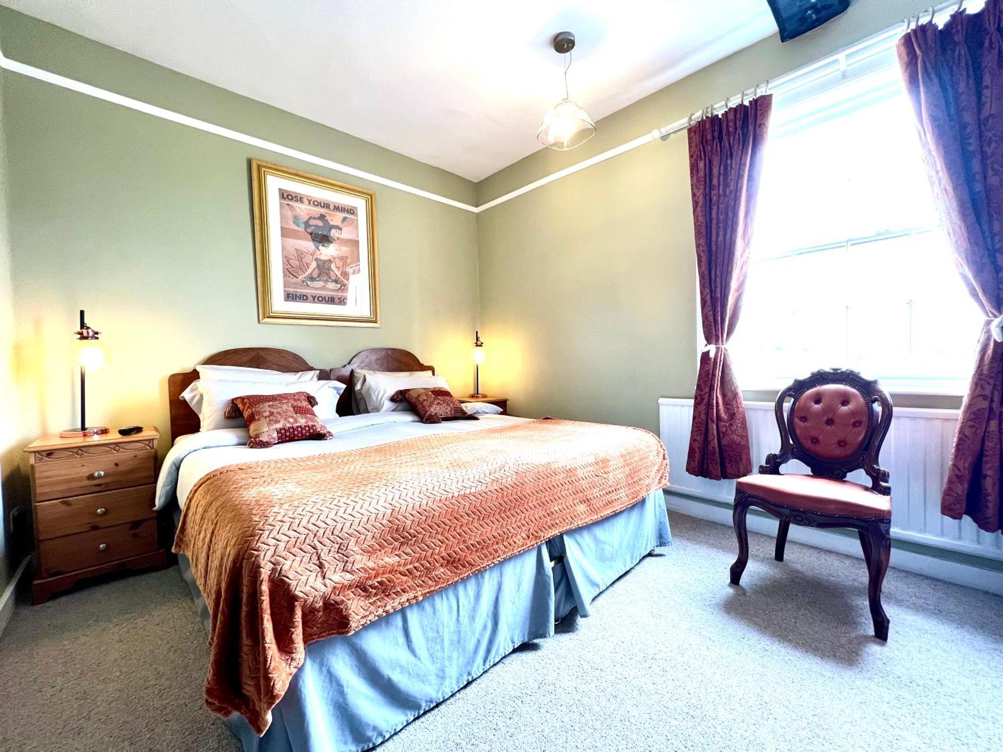 Colthrop Manor B&B Thatcham Exterior photo