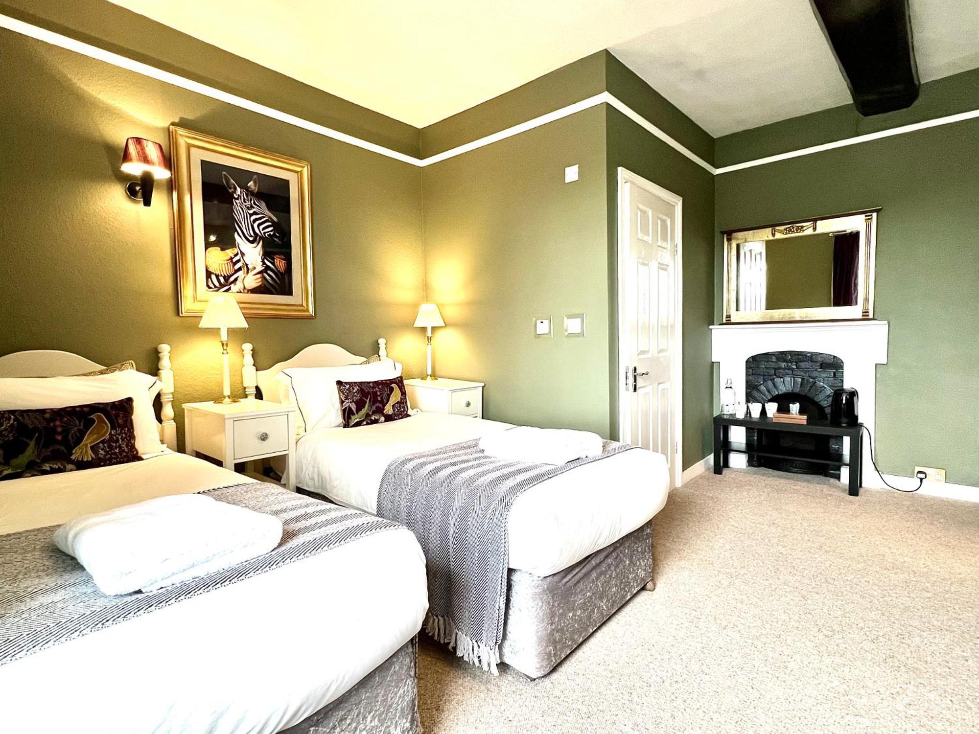 Colthrop Manor B&B Thatcham Exterior photo